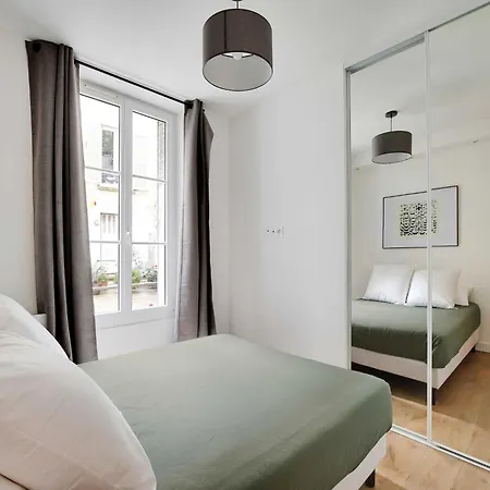 Modern - 2bd 6p - Batignolles * Parigi